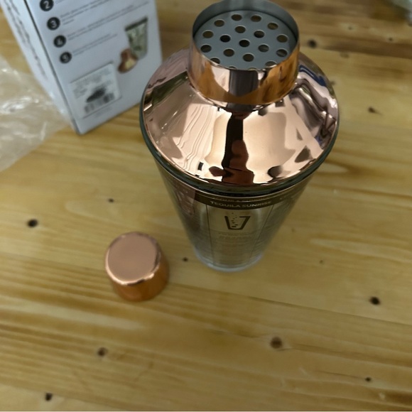 Copper and Silver Cocktail Shaker - Picture 4 of 6